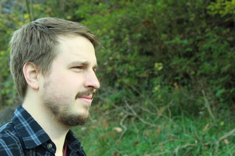 Greffe de barbe : une solution esthétique durable pour une pilosité faciale harmonieuse