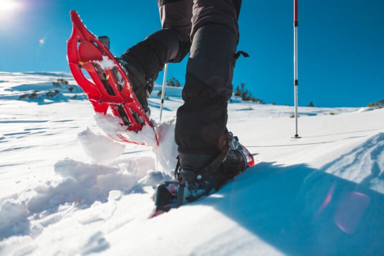 Pourquoi choisir une assurance dédiée aux sports d’hiver en Belgique ?